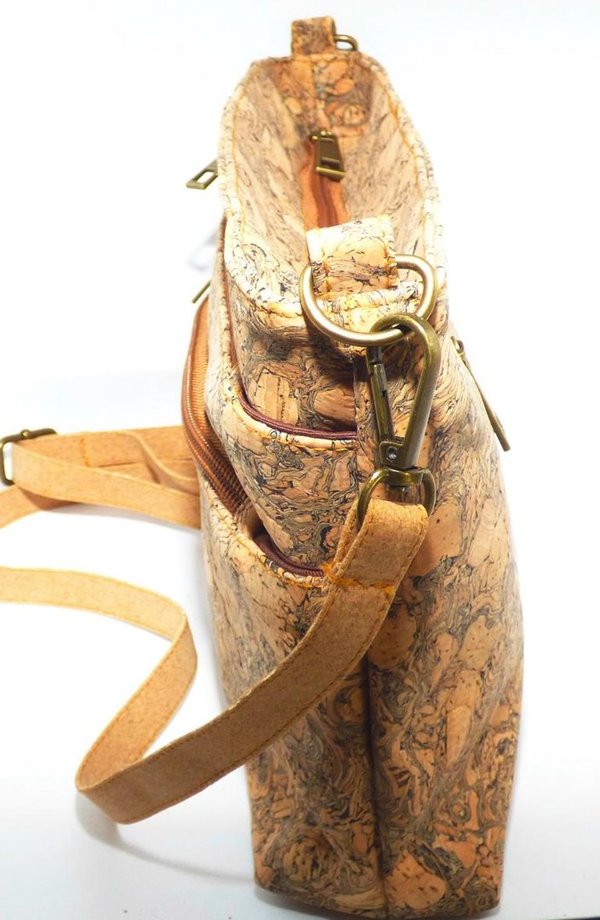 Messenger-Bag aus Kork - Holzmaserung