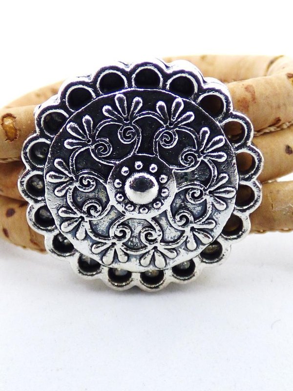 Verstellbarer Ring aus Kork - Naturfarben mit silberner Vintage-Blüte